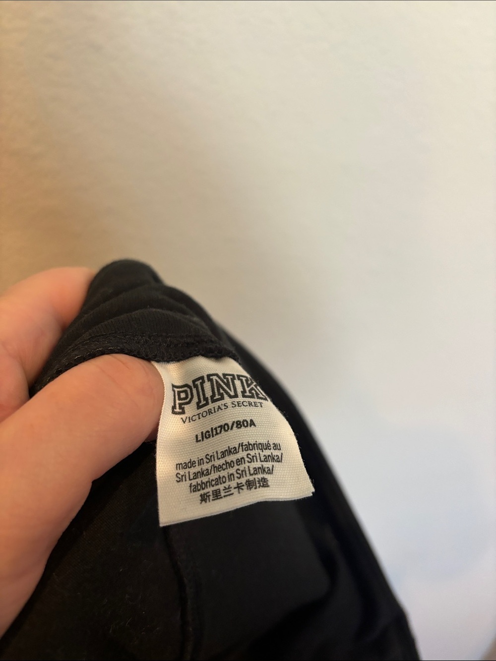 L PINK Victoria's Secret Black Leggings with Metallic Pink 'LOVE PINK' Logo - Picture 2 of 2